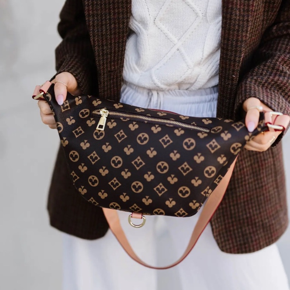 SALE | LAST ONE Chic Brown Vegan Leather Crossbody Fashion Bag